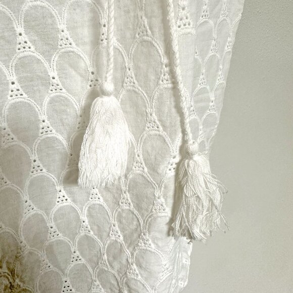 Adiva Eyelet Tassel Tie Flutter Sleeve Top - Picture 6 of 8